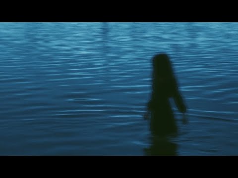 soft blue shimmer - sunpools (lyrics)