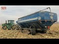 KINZE 1500 Grain Cart in Corn Harvest