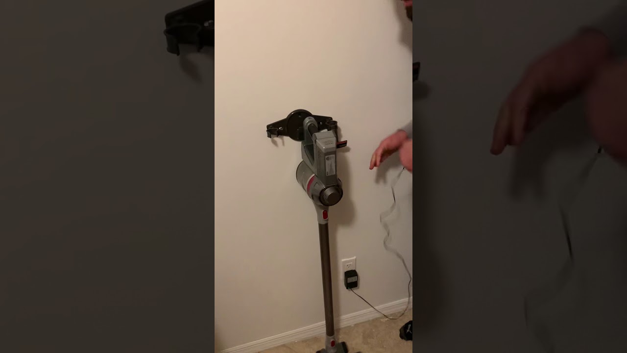 DEIK cordless vacuum not charging. 1905 YouTube