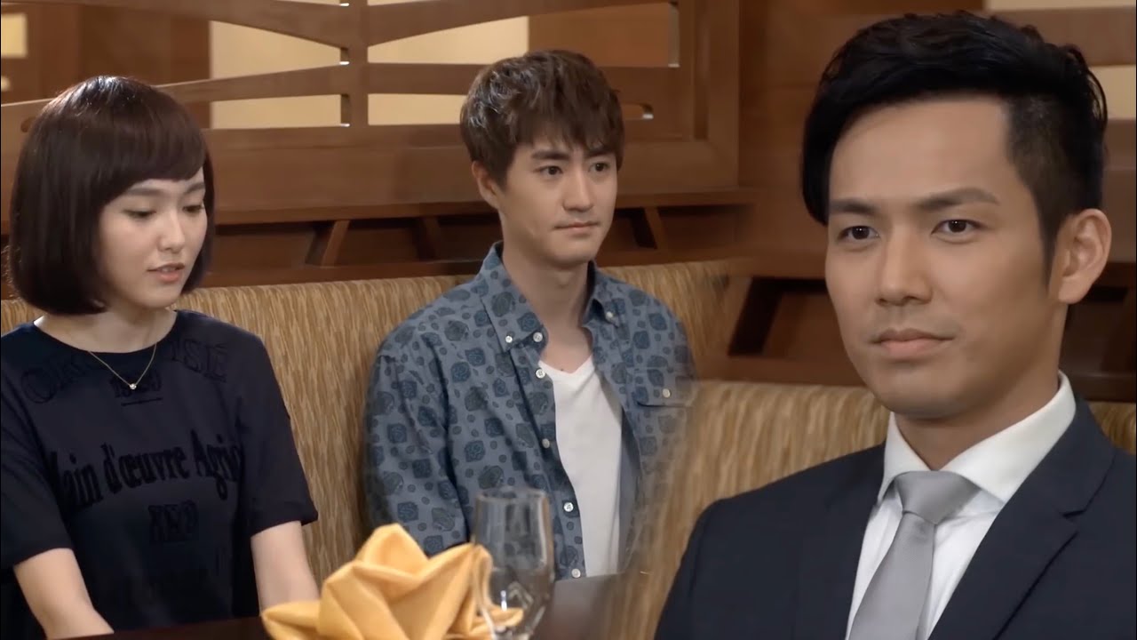 Мо Шэн пригласил на ужин мужчину, и Хэ Ичэнь завидовал и захотел узнать его личность!🍑