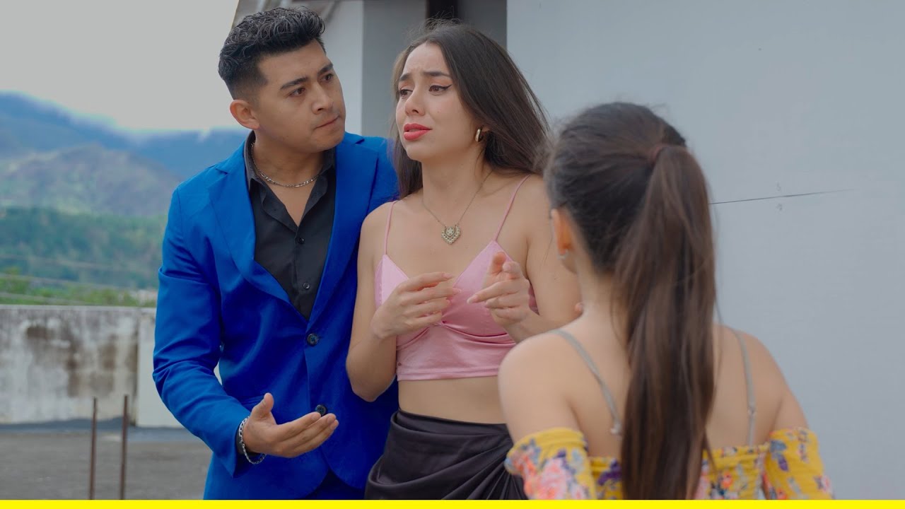 Niña descubre la traición de la prometida de su papá y su venganza dejó a todos sin palabras