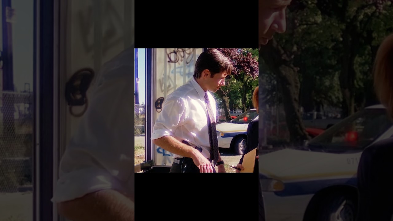 ugh he’s so gorgeous, GIVE HIM TO ME. 