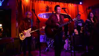 Watch Alejandro Escovedo Dont Need You video