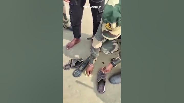 Smuggler caught with $44,450 worth of gold in his slippers at India-Bangladesh border