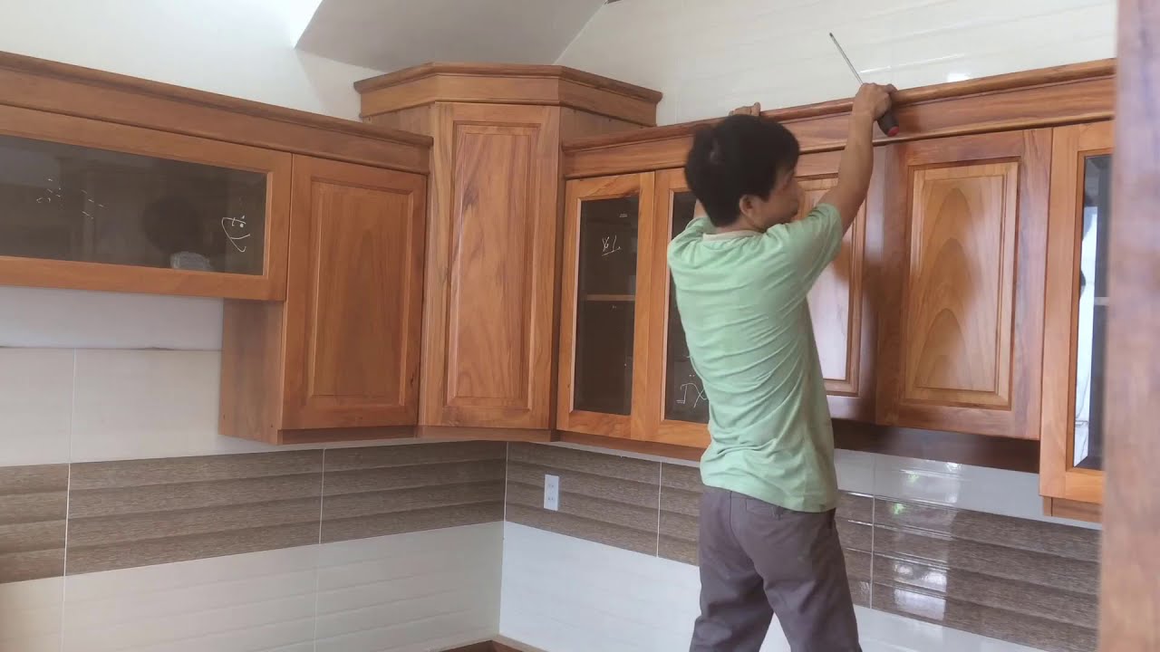 Tủ bếp đẹp/mẫu tủ bếp đẹp số 1/tủ bếp góc xéo/tủ bếp gỗ tự nhiên - YouTube