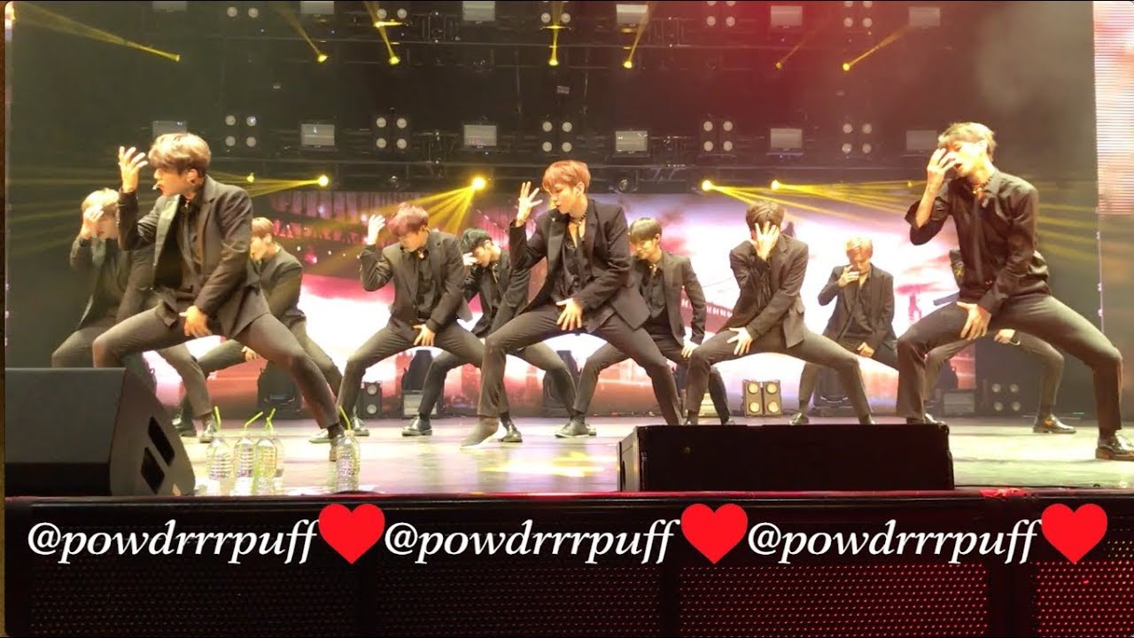 FANCAM - Day By Day 보여 - WANNA ONE : ONE THE WORLD - Dallas 180626