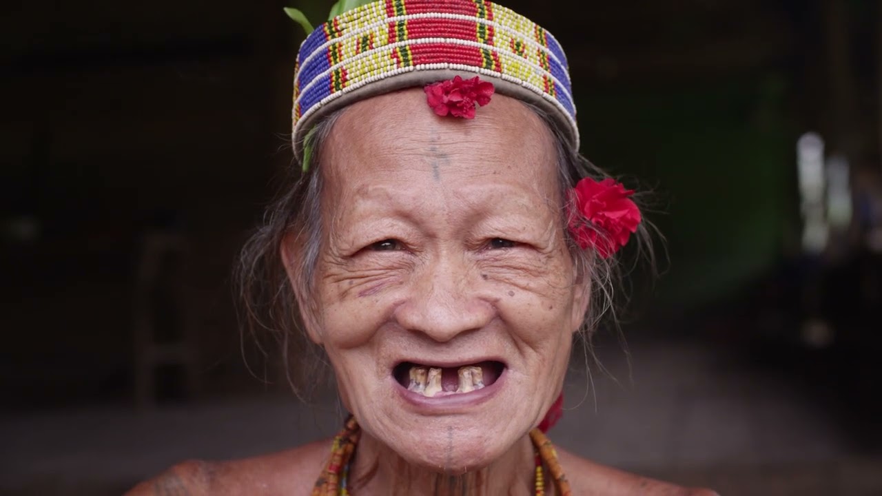 Mentawai Shamans - Indonesia's real survivalists