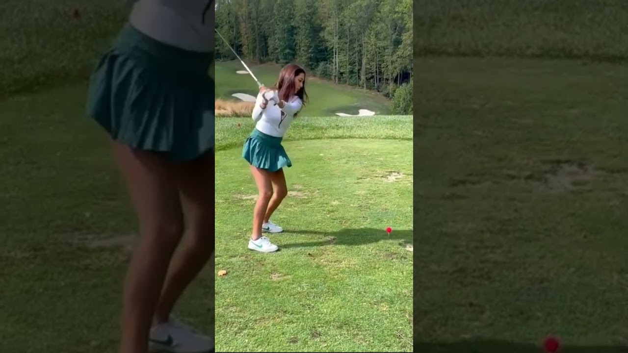 Gorgeous Golf Model 😍 