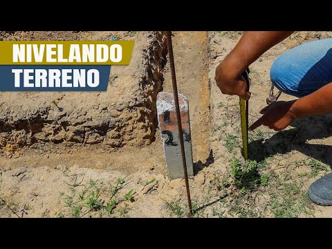 Vídeo: Como nivelar um terreno no país