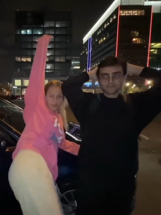 Когда пытаешься получить внимание парня любыми способами 🤣🤣 #МашМилаш # ...