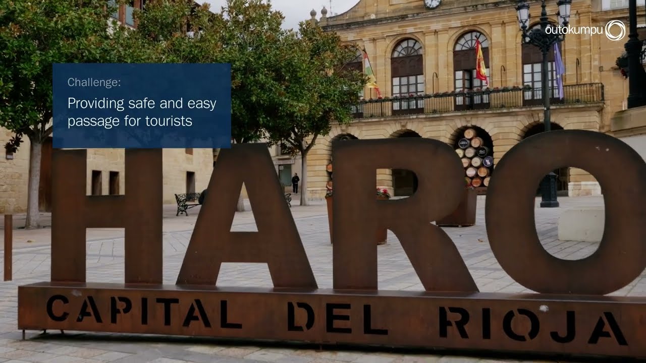 Duplex stainless steel footbridge connects wineyards to the historic Haro town center