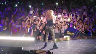 Shakira - She Wolf [Olympiahalle München]