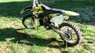 1998 Suzuki RM250 w/ 2005 Plastics swapped