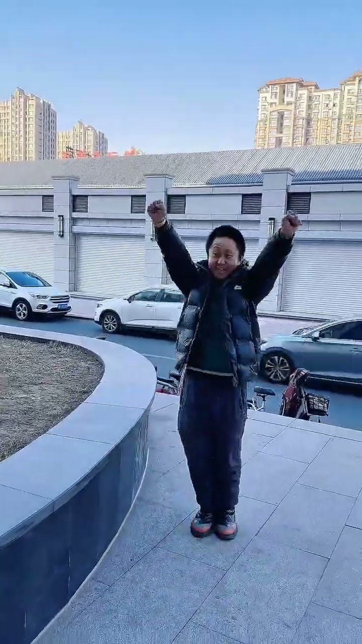测试儿子的反应能力，又到了锻炼儿子的时刻！#Cute baby#Cute#呆萌小米宝#聪明宝宝#萌娃