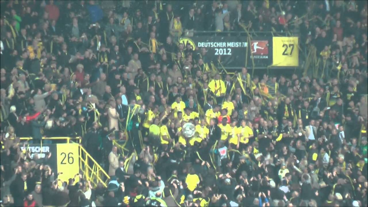 Borussia Dortmund Freiburg 4 0 Meisterfeier Bvb Deutscher Meister 12 ドルトムント Youtube