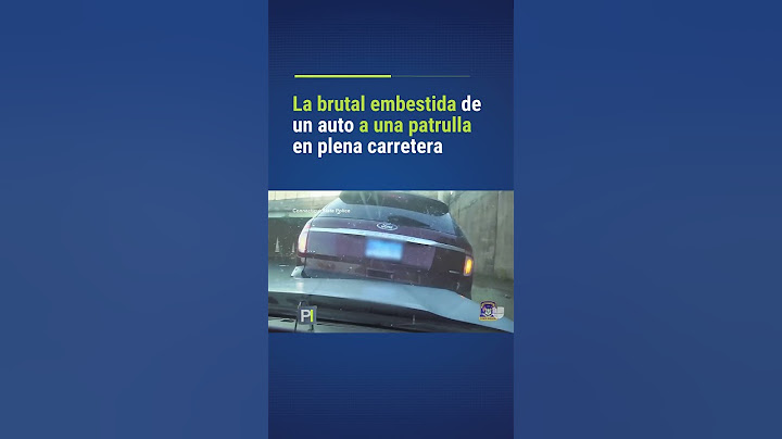 #shorts Captan momento en que un auto embiste a una patrulla en una carretera.