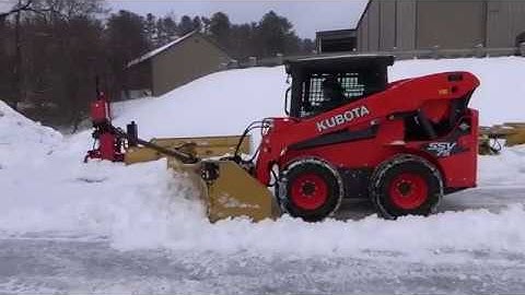 Kubota SSV75 Skid Steer with HLA Snow Wing