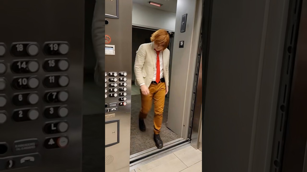 Light Yagami almost exposes himself #anime #deathnote #lightyagami