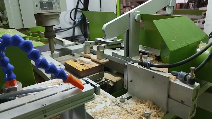 Full automatic CNC wood copy shaper machine for making brush handles