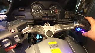 Установка усилителя звука на мотоцикл BMW R1150RT