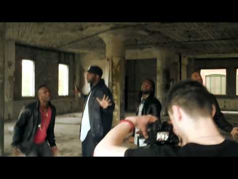 EXCLUSIVE - Behind the Scenes - Rihanna - California King Bed - AHMIR cover video