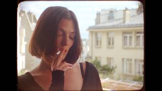 GO VIRAL! (BUT DON'T SCROLL) — A 16mm Fashion Film in Paris