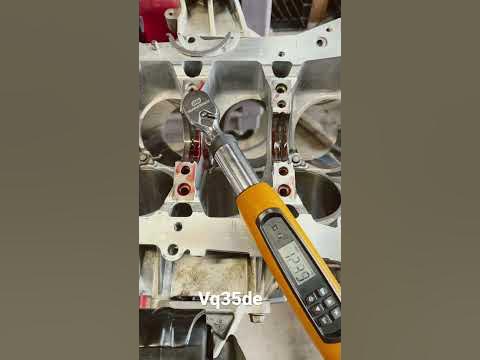 Vq35de bottom end #rebuild #vq35de #revup - YouTube