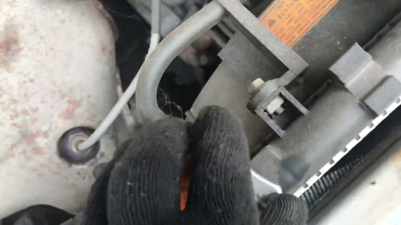 Разборка Mitsubishi - Colt 1996-2004, 1.3 (VIN: JMBMNCJ1A3U003652)  37679