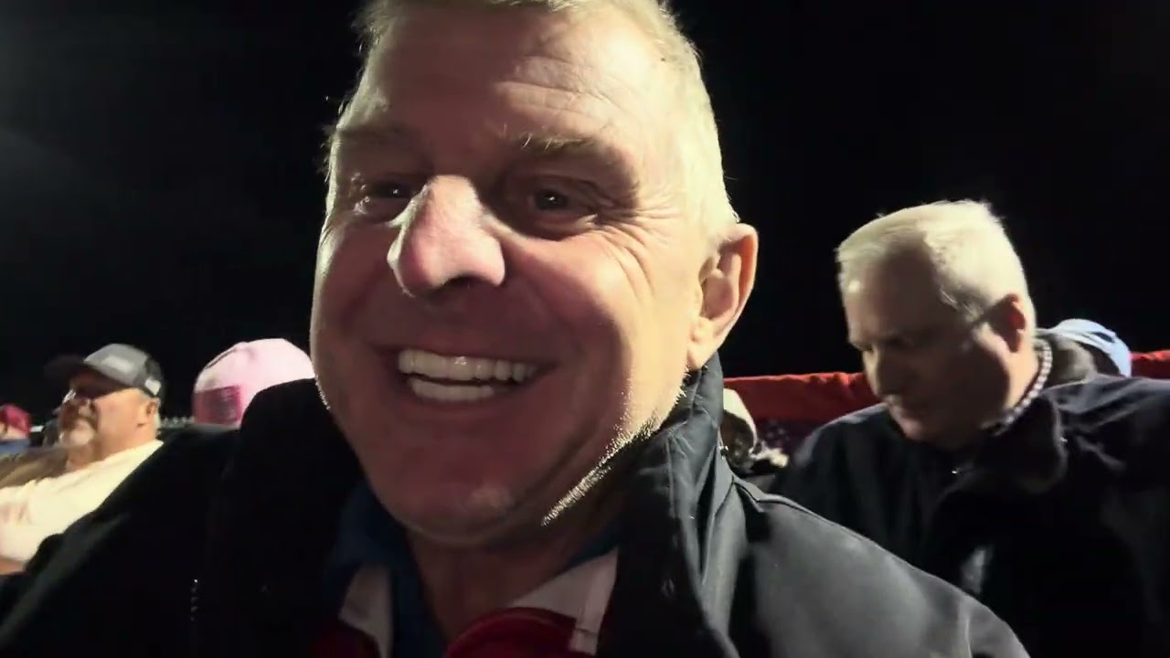 Let’s go sprint car racing in America 👍😁🏁