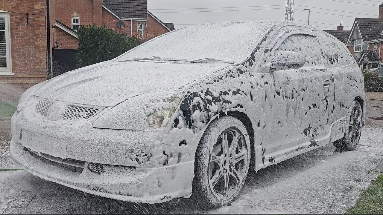 Clean Car Type R Full Exterior Detailing Washing + 6 Month Honda Civic type r ep3 ...