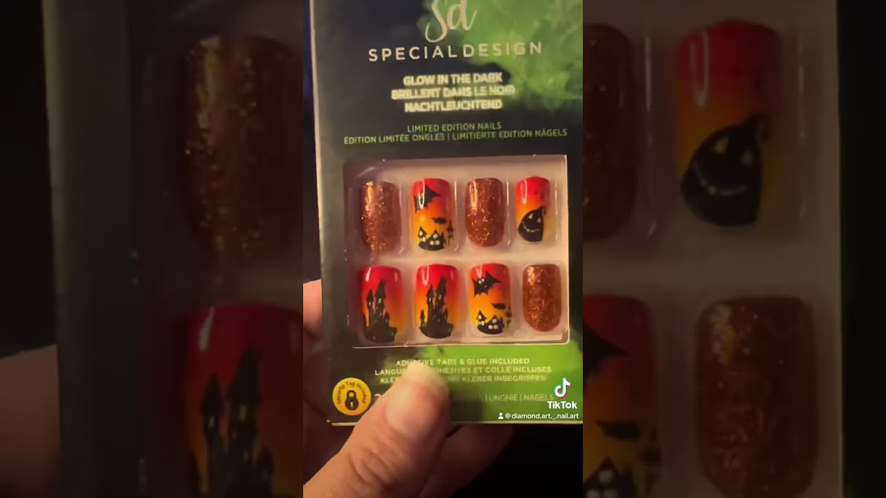 Kiss press on nails Halloween 2022