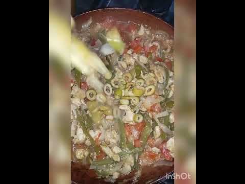 فطاءر المقلاة 900غ فرينة مغرفة كبيرة خميرة الخبز مغرفة كبيرة سكر نصف كاس زيت ملح والحشو كيما تحبو