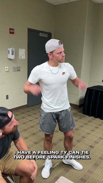 Is Sparky a psychopath for tying shoes like this???