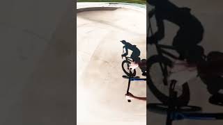 Freestyle BMX Tricks\Ad Vehres With Marshemllo