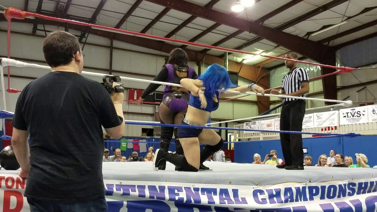 Trixie vs Double D'Rose - Simon Sermon challenges for Queen of Barnesville
