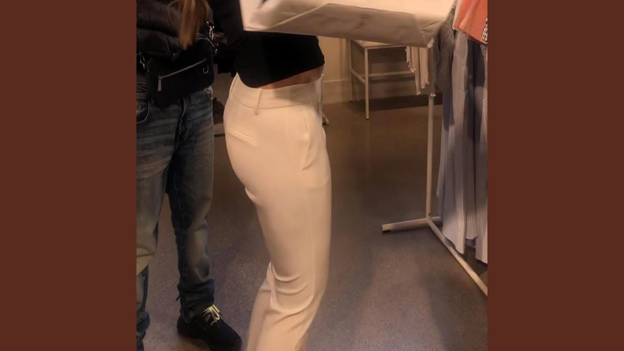 Guarda Amina su YouTube Guarda Amina su YouTube