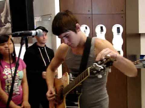 All Time Low @ the Helio store - Jasey Rae (Acoust...