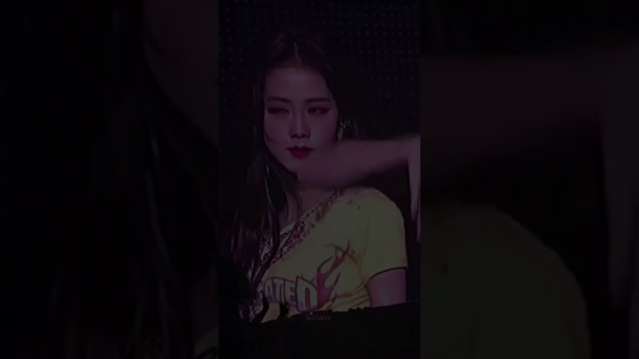 When The Audience Couldn T Handle Jisoo S Visuals 