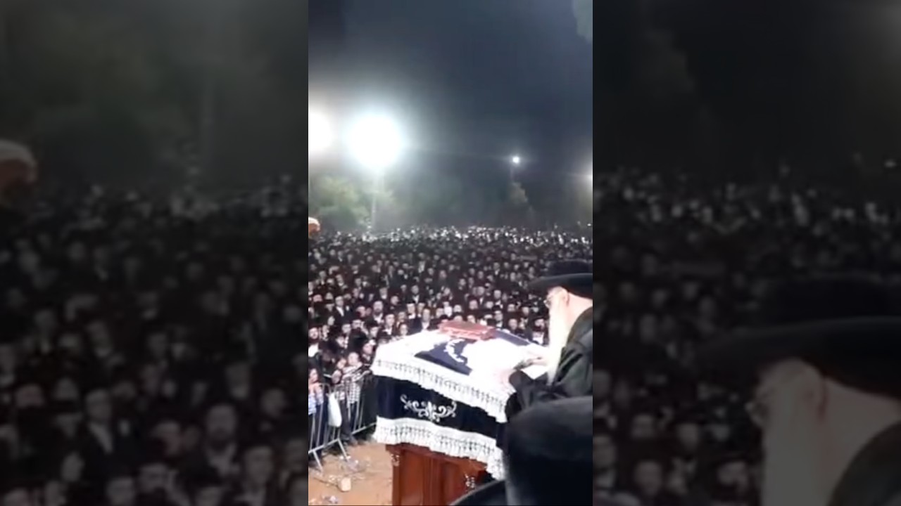 אלפי חסידי צאנז בראשות האדמו"ר בהפגנה מול כלא 10 נגד רדיפת הדת בארץ הקודש