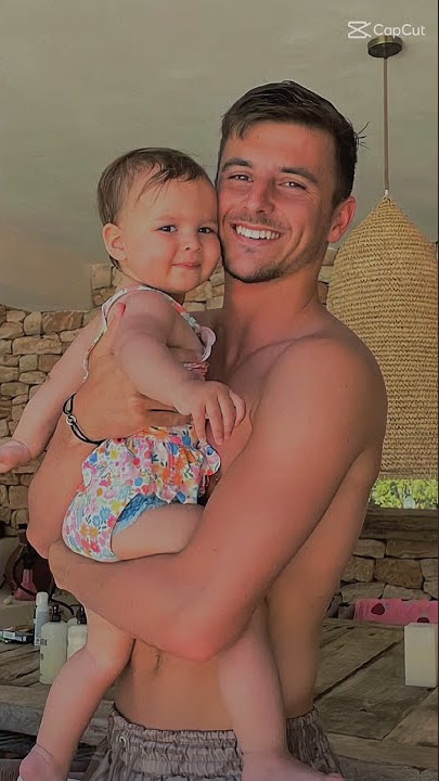 Mason Mount and his niece