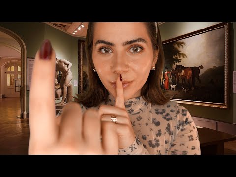 ASMR EINSCHLAFEN im Museum 🏛️ (Showing & Explaining) | Historikerin Roleplay