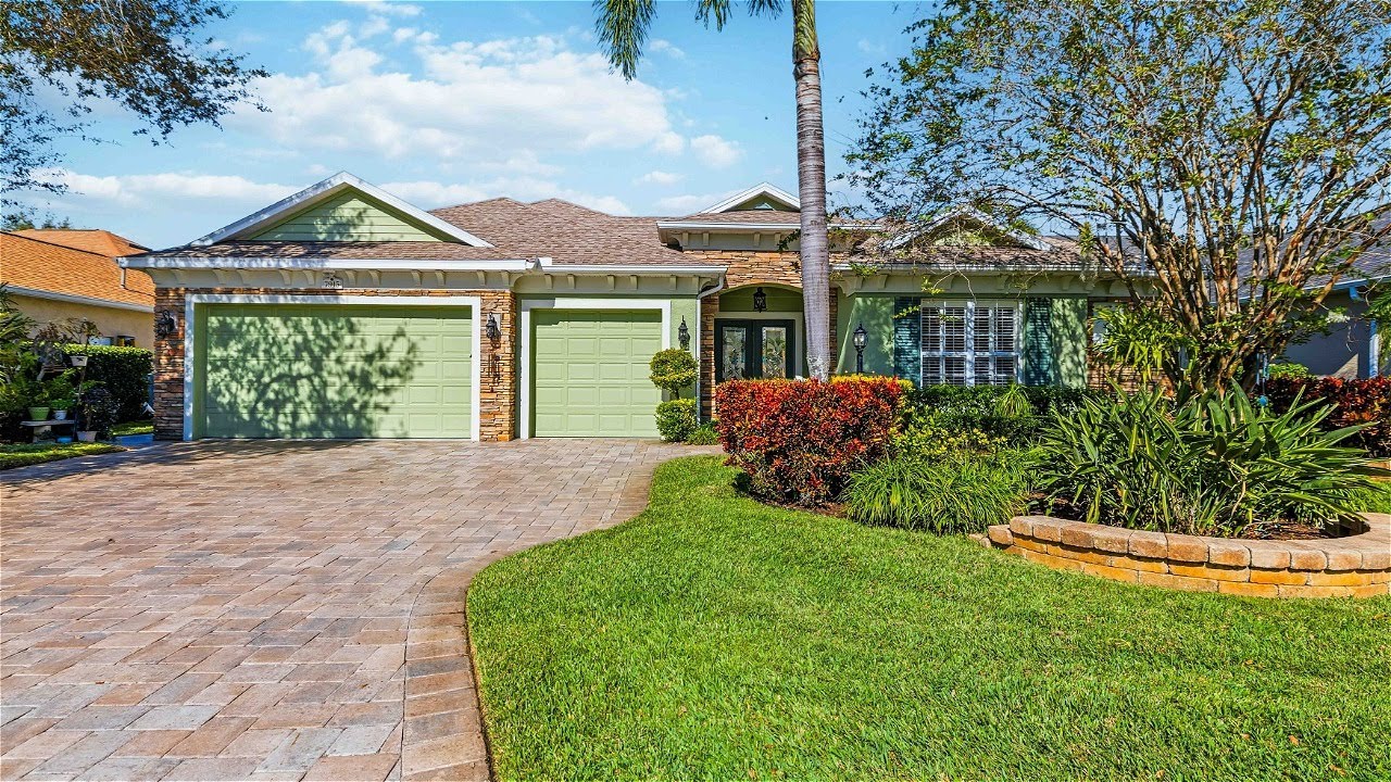 7915 Edmonston Cir, University Park, FL 34201