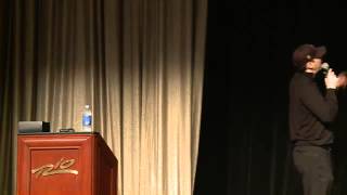 Phil Hellmuth - 11 Ways to Play Stronger Poker Profile