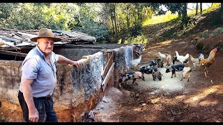 TIRÓTI COM  83 ANOS NA LIDO DO MONJOLO, MOINHO DE FUBÁ E DAS CRIAÇÕES  UM UM LUGAR ENCANTADO,