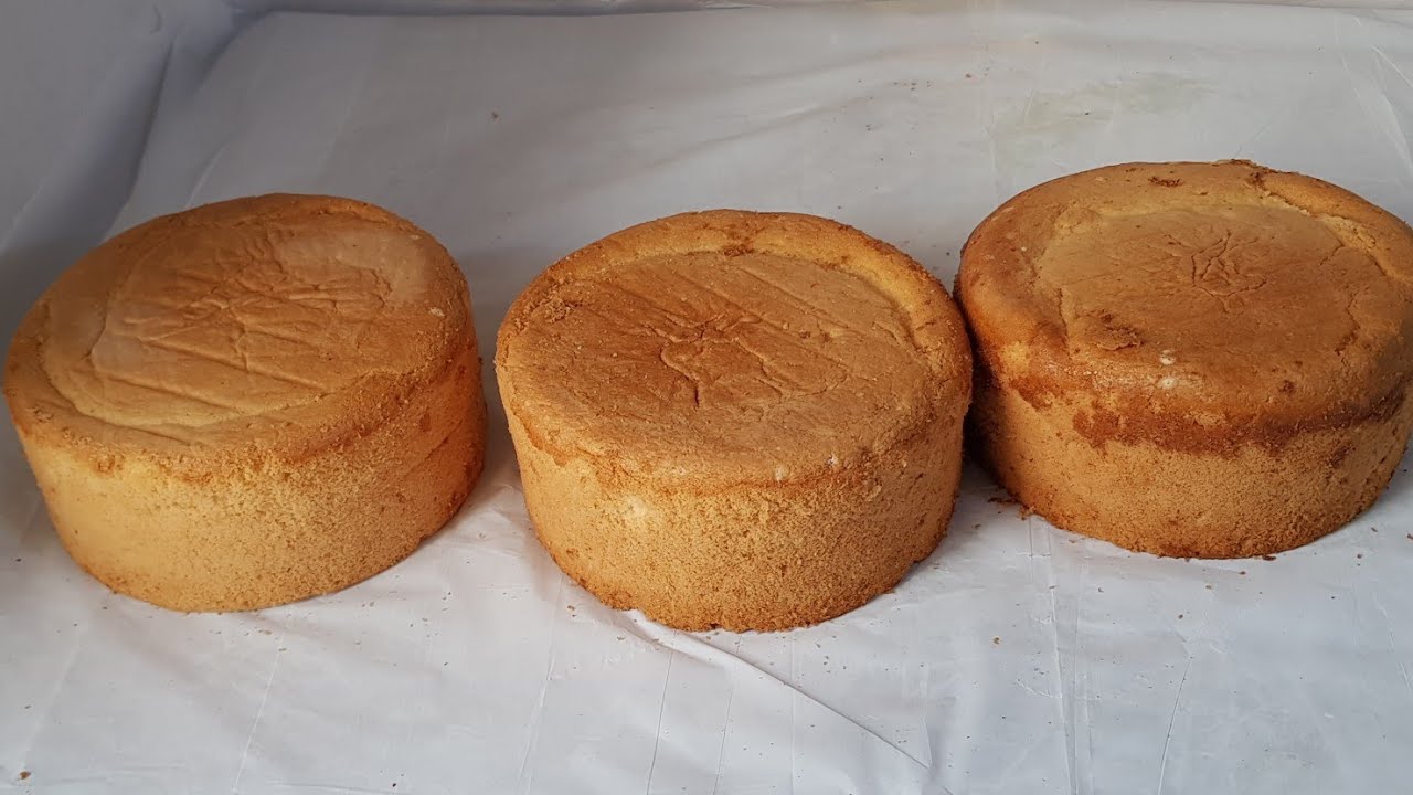 ٣ قالب كيك قياس ٢٠ بخلطه وحده بمواد  بسيطه و٨ بيضات فيديو خاص الاصحاب المشاريع صغيره #كيكات_راس_سنه