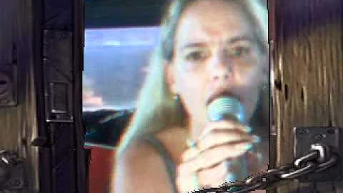 Tracey Bullock Singing Maneater.flv