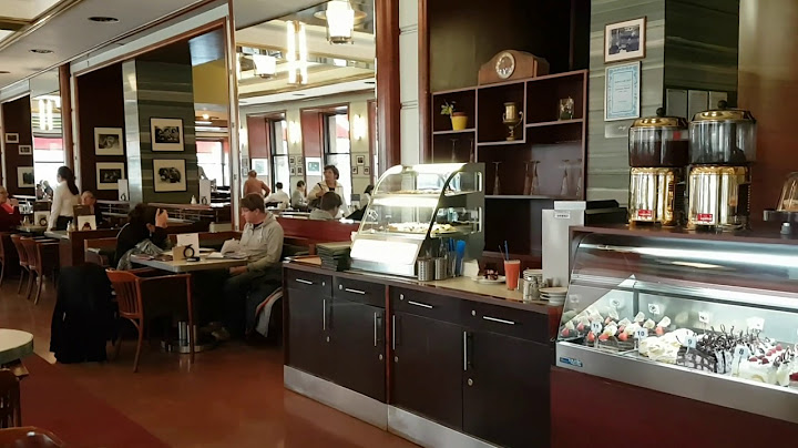 CAFÉ SLAVIA