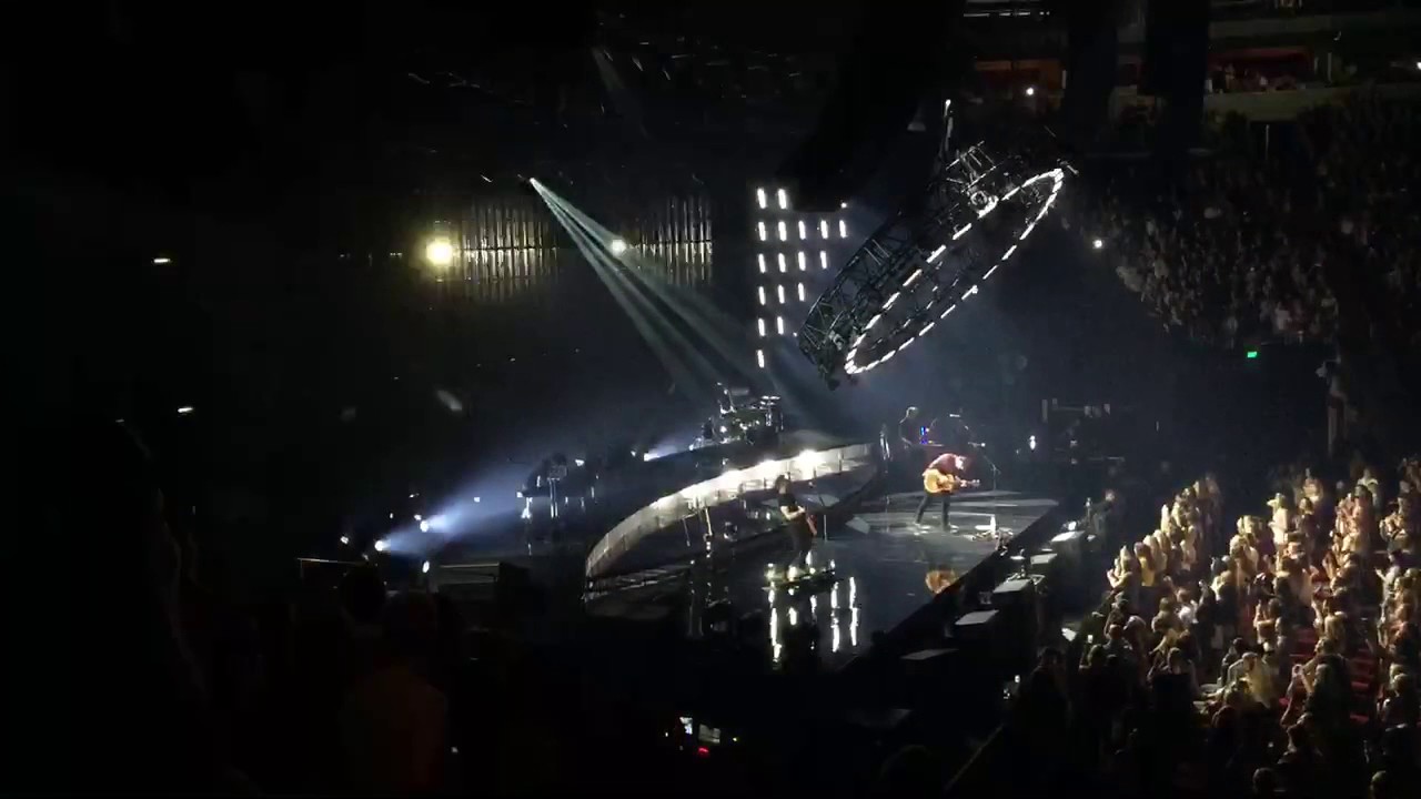 Shawn Mendes Seattle clip Bad Reputation Key Arena concert YouTube