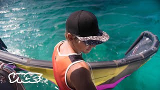 Kitesurf σε Απομονωμένες Παραλίες και στη Μύκονο