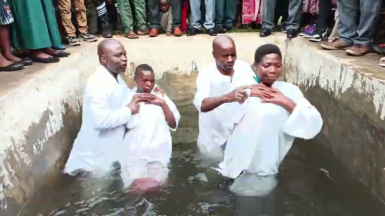 ADEPR UMUBATIZO UTANGAJE